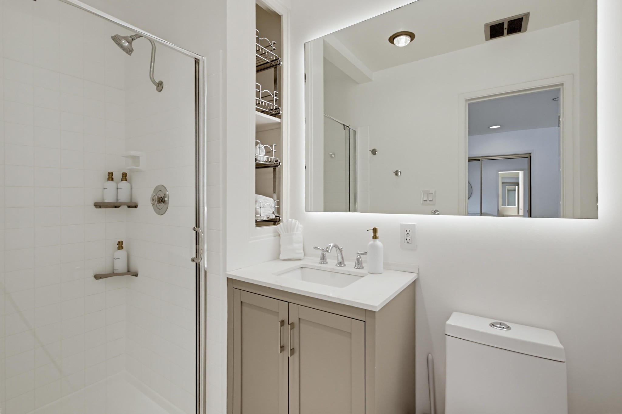 Virtual tour photo 24 of 99 for 5157 Foothill Blvd