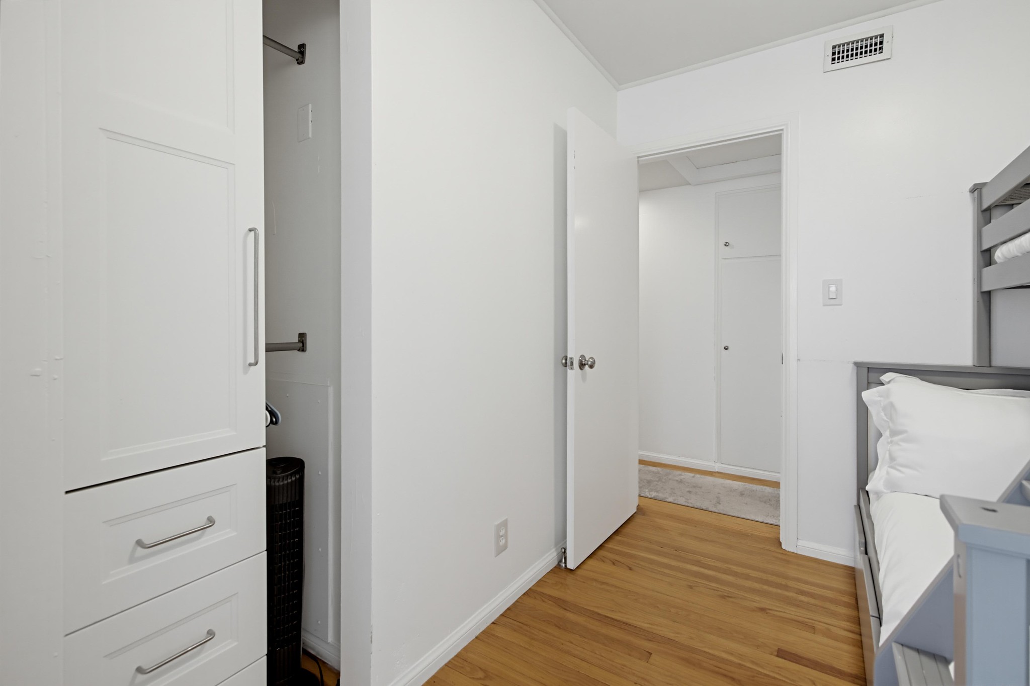 Virtual tour photo 39 of 99 for 5157 Foothill Blvd