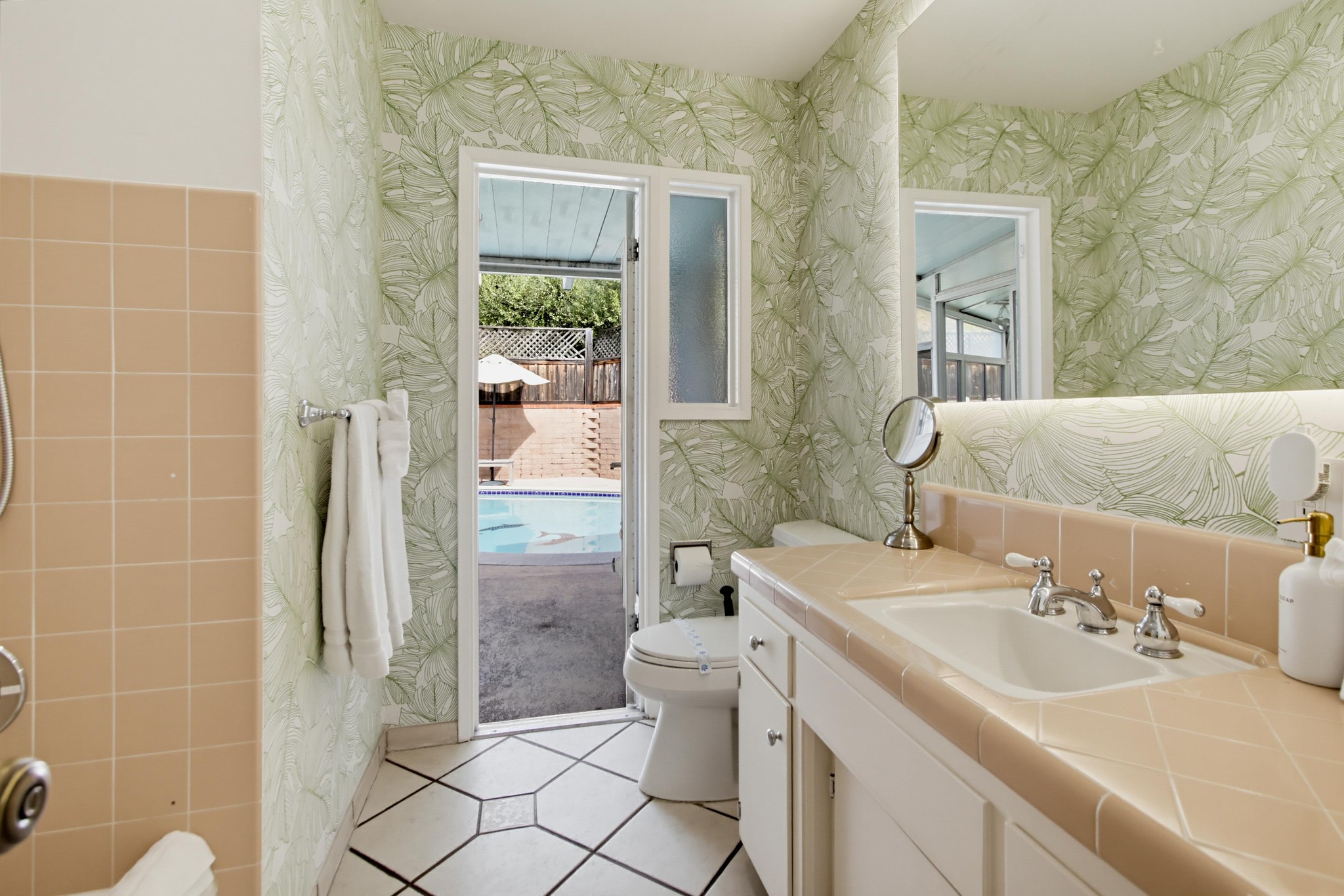Virtual tour photo 41 of 99 for 5157 Foothill Blvd