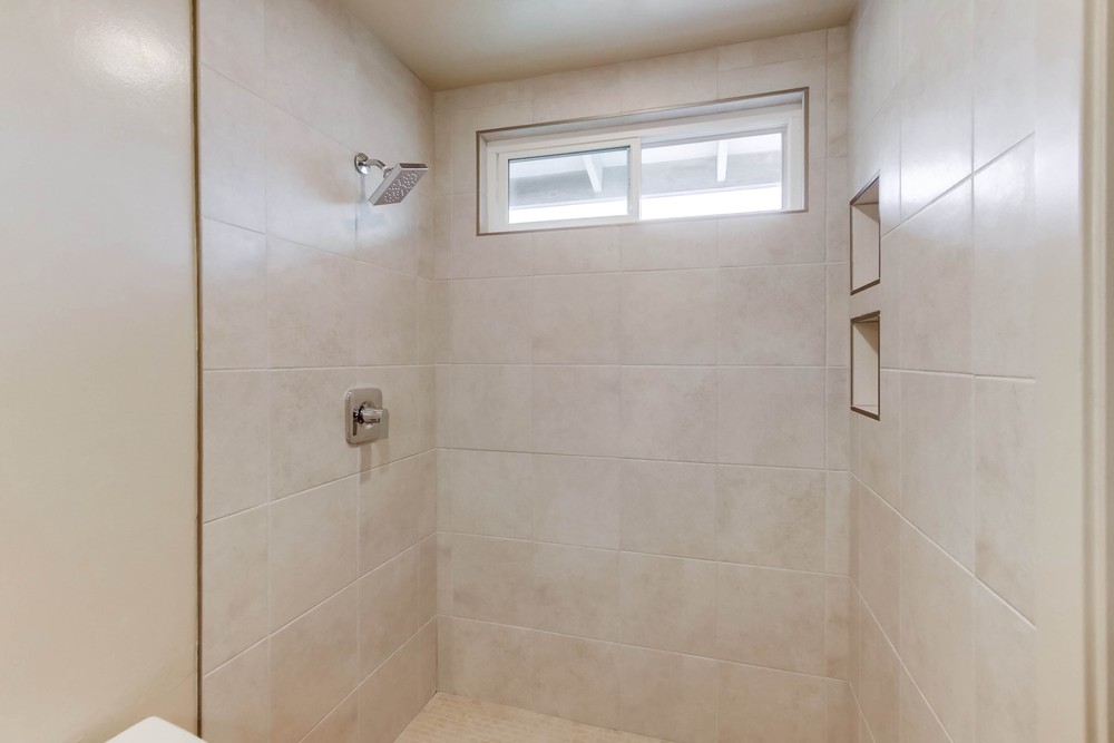 Virtual tour photo 32 of 50 for 5158 Biltmore St