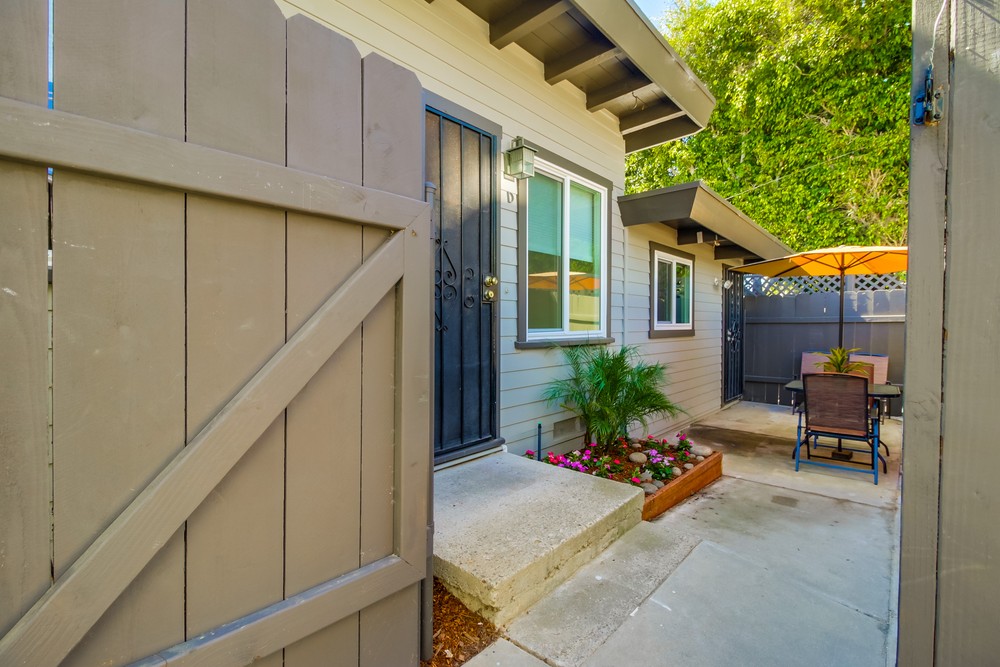 Virtual tour photo 6 of 27 for 5160 Bayard St #D