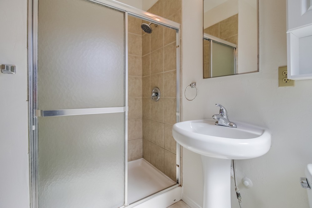 Virtual tour photo 26 of 27 for 5160 Bayard St #D