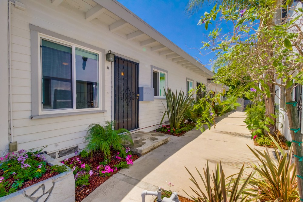 Virtual tour photo 5 of 16 for 5160 Bayard St