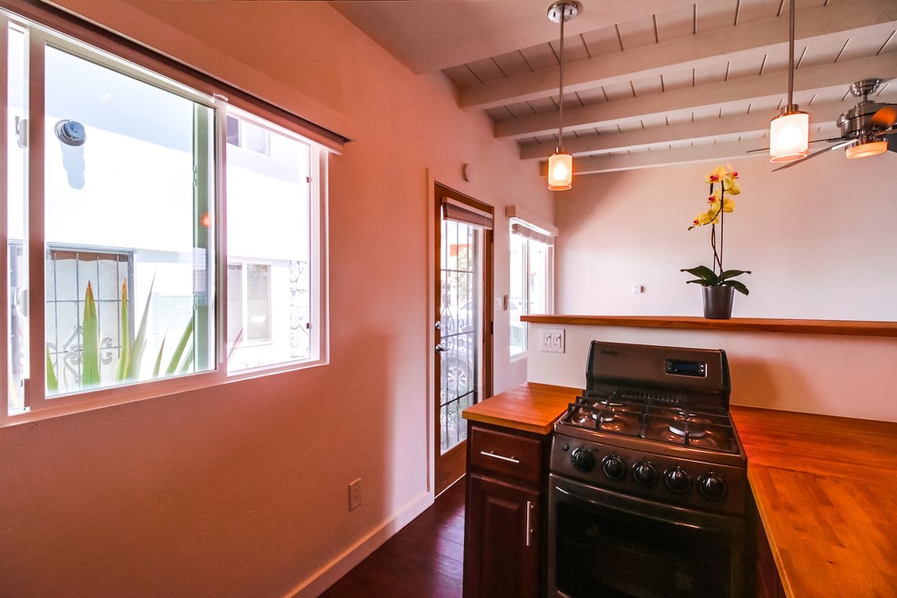 Virtual tour photo 15 of 16 for 5160 Bayard St