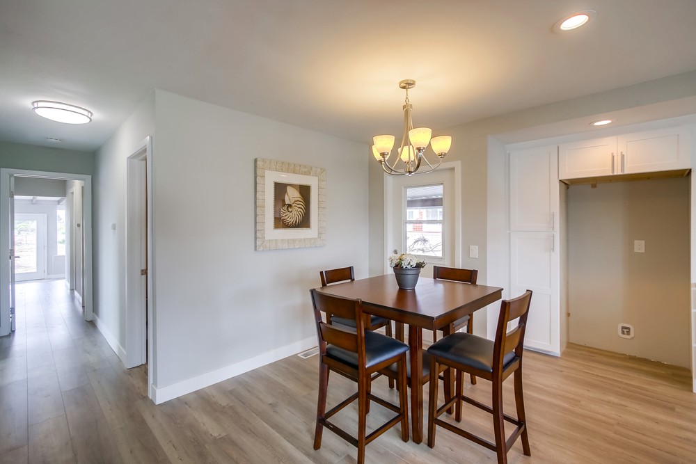 Virtual tour photo 12 of 51 for 5162 Caywood St