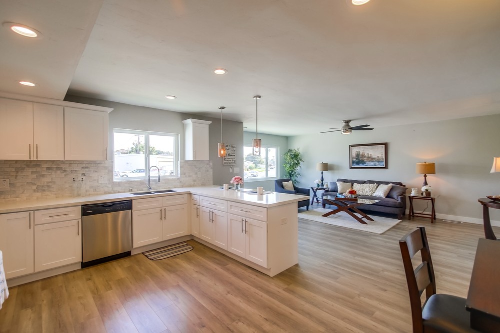 Virtual tour photo 20 of 51 for 5162 Caywood St