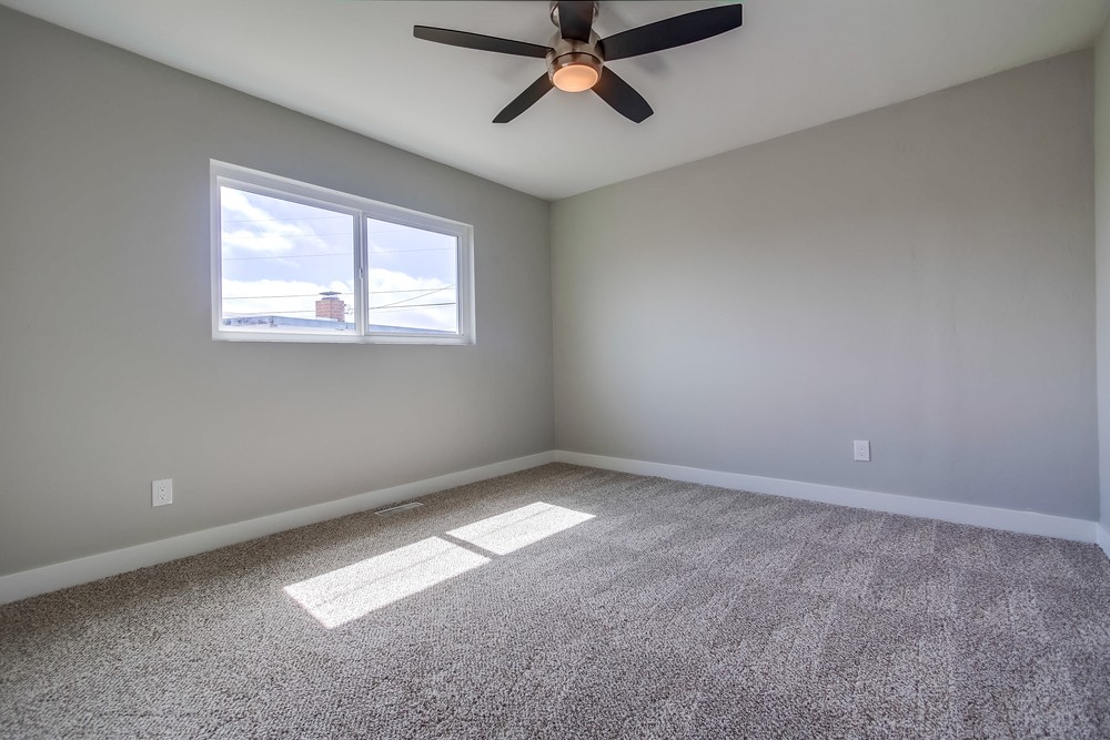 Virtual tour photo 33 of 51 for 5162 Caywood St