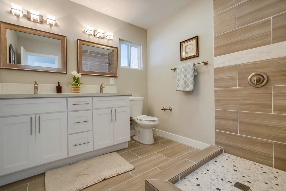 Virtual tour photo 36 of 51 for 5162 Caywood St