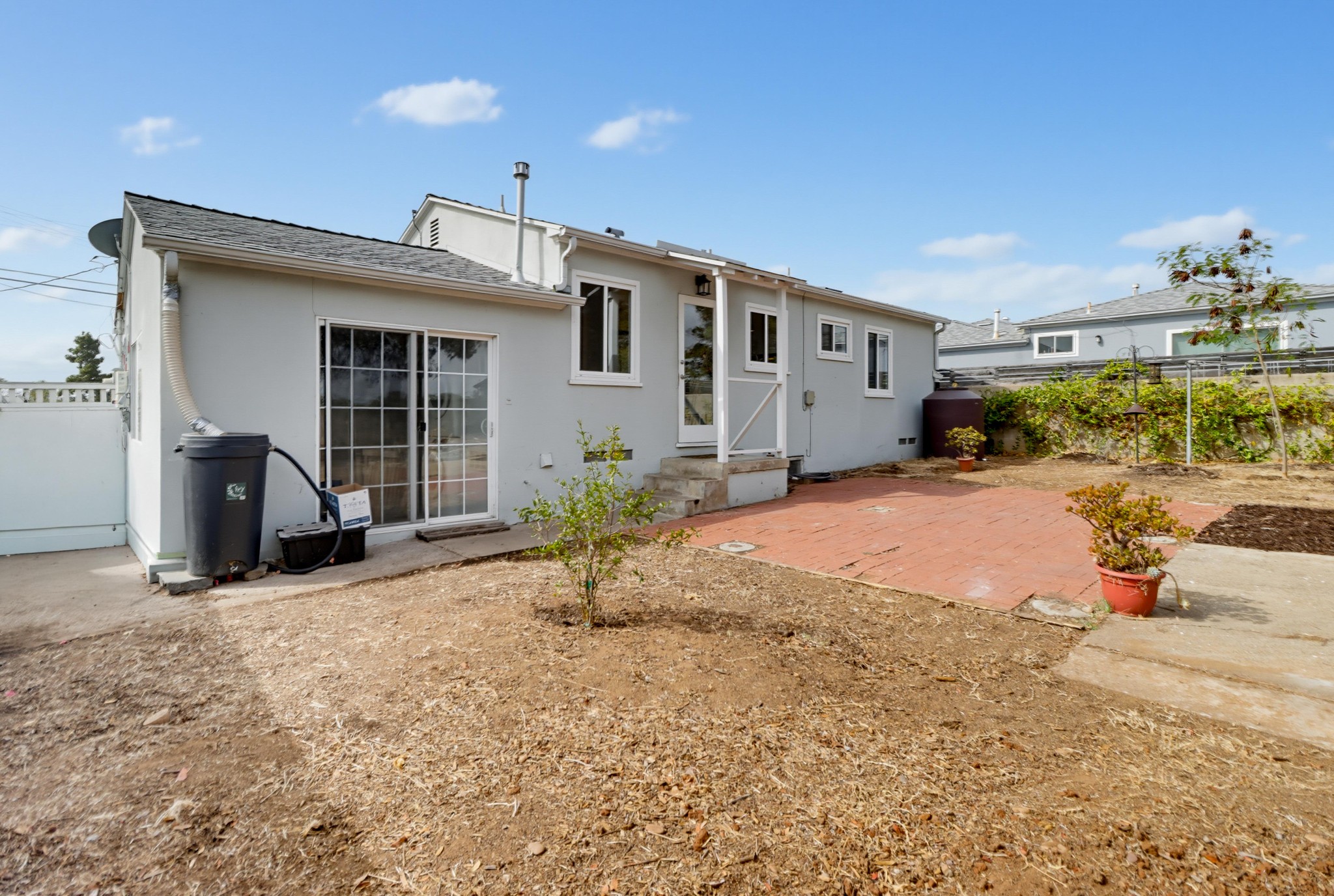 Virtual tour photo 35 of 44 for 5162 Pirotte Dr