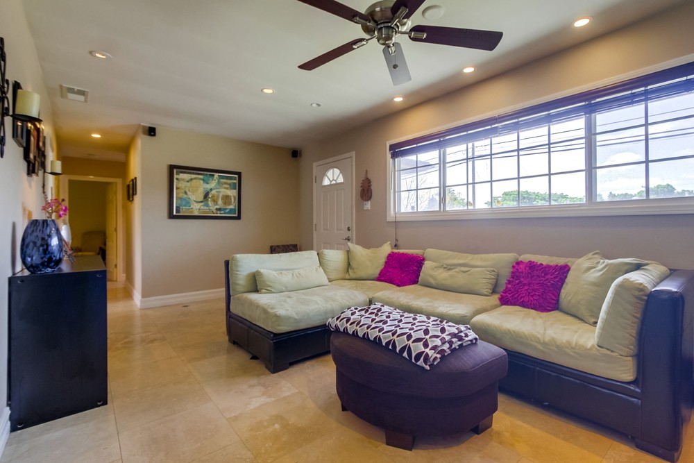 Virtual tour photo 9 of 49 for 5164 Conrad Ave