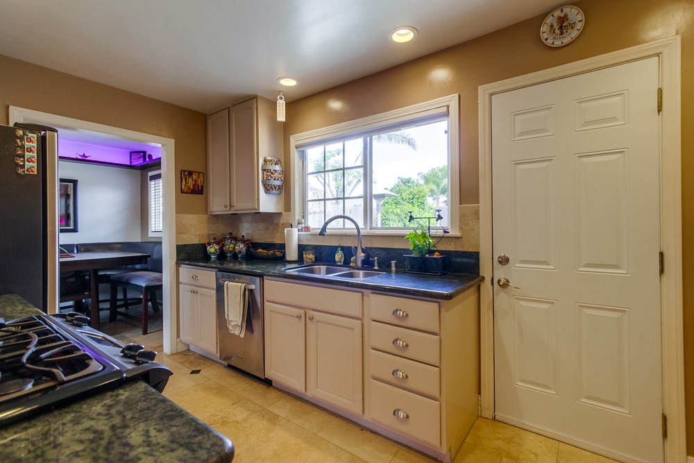 Virtual tour photo 18 of 49 for 5164 Conrad Ave