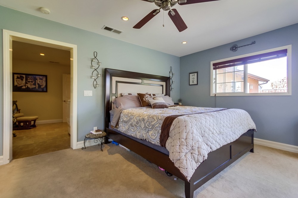 Virtual tour photo 19 of 49 for 5164 Conrad Ave