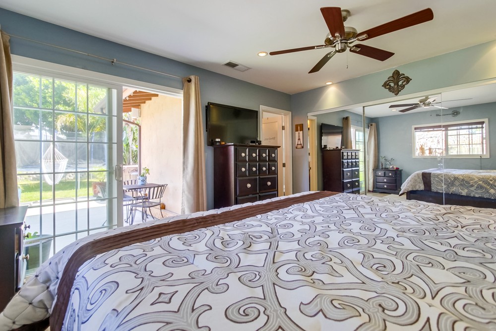 Virtual tour photo 22 of 49 for 5164 Conrad Ave