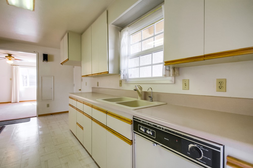 Virtual tour photo 17 of 53 for 5165 New Haven Rd