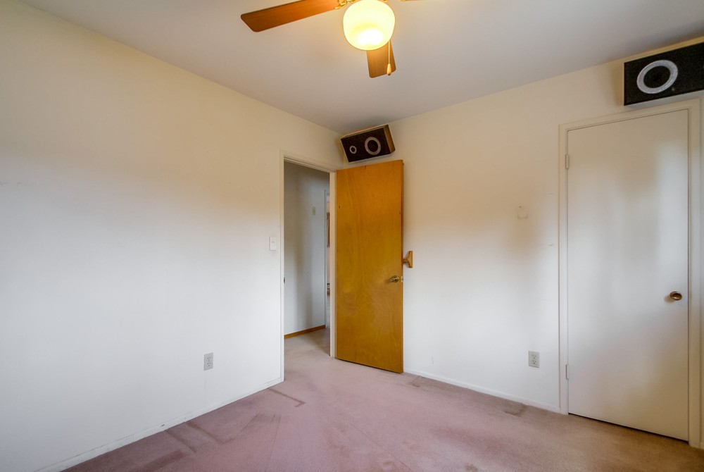 Virtual tour photo 36 of 53 for 5165 New Haven Rd