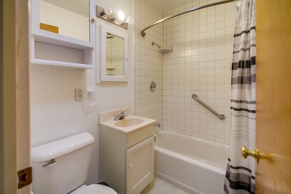 Virtual tour photo 40 of 53 for 5165 New Haven Rd