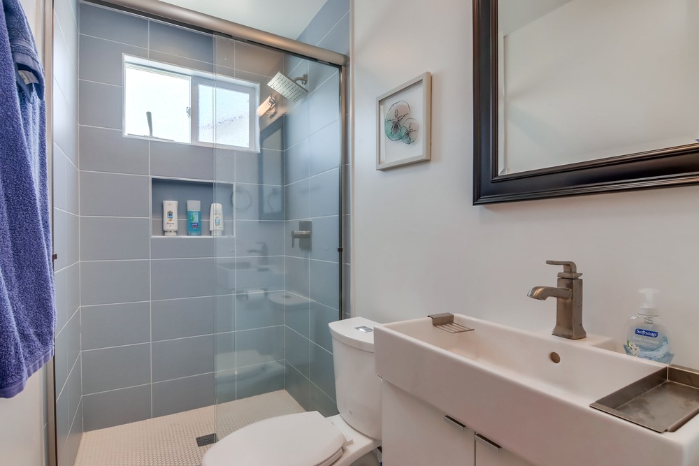 Virtual tour photo 17 of 34 for 5168 Brighton Ave