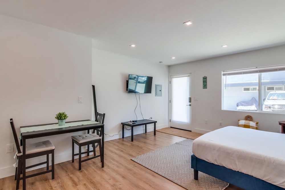 Virtual tour photo 26 of 34 for 5168 Brighton Ave