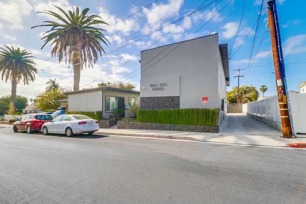 Virtual tour photo 4 of 16 for 5170 Bayard St #1