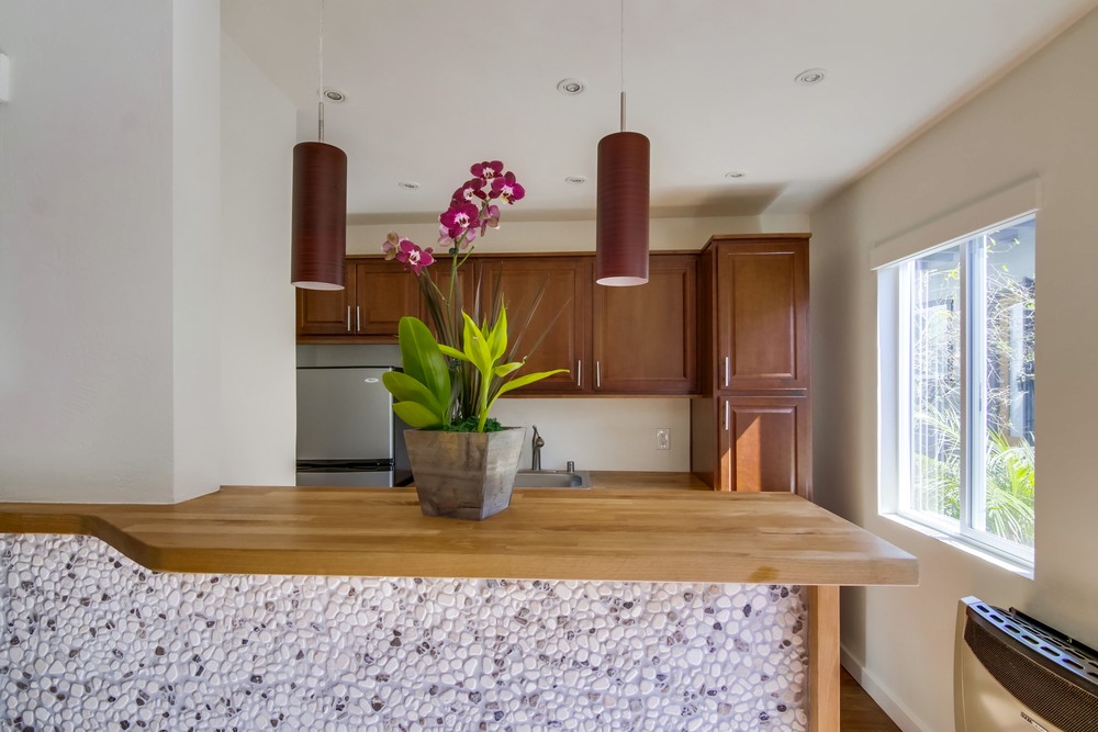 Virtual tour photo 16 of 27 for 5170 Bayard St #3