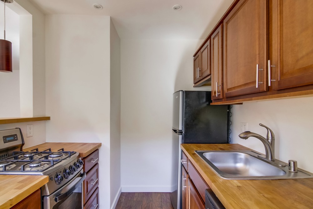 Virtual tour photo 19 of 27 for 5170 Bayard St #3