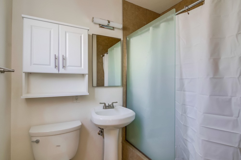 Virtual tour photo 24 of 27 for 5170 Bayard St #3