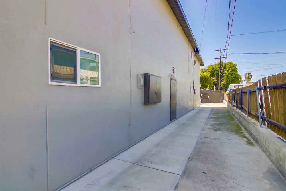 Virtual tour photo 28 of 27 for 5170 Bayard St #3