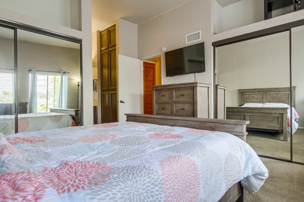 Virtual tour photo 17 of 25 for 5170 Clairemont Mesa Blvd #8