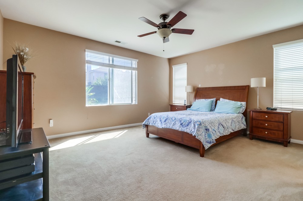 Virtual tour photo 22 of 40 for 5171 Mariner Dr