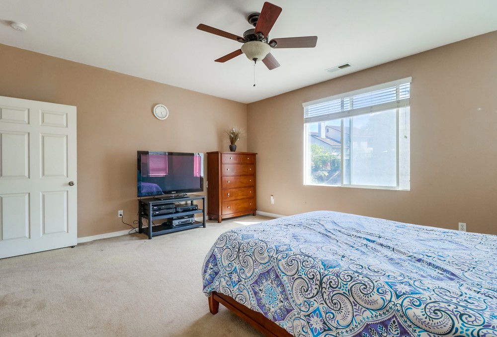 Virtual tour photo 23 of 40 for 5171 Mariner Dr