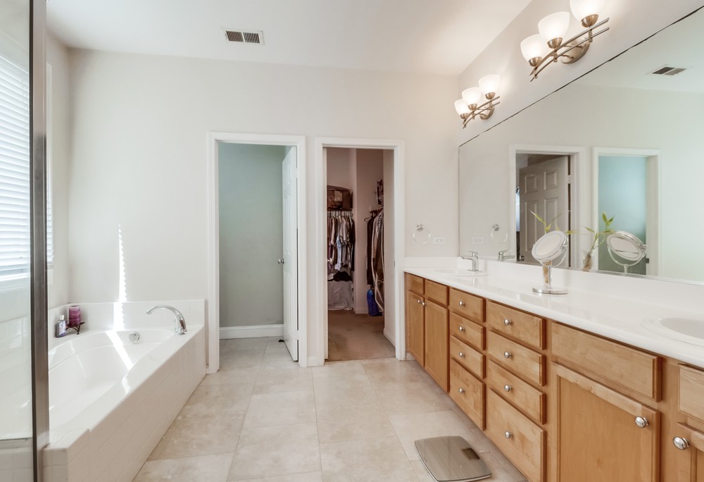 Virtual tour photo 25 of 40 for 5171 Mariner Dr