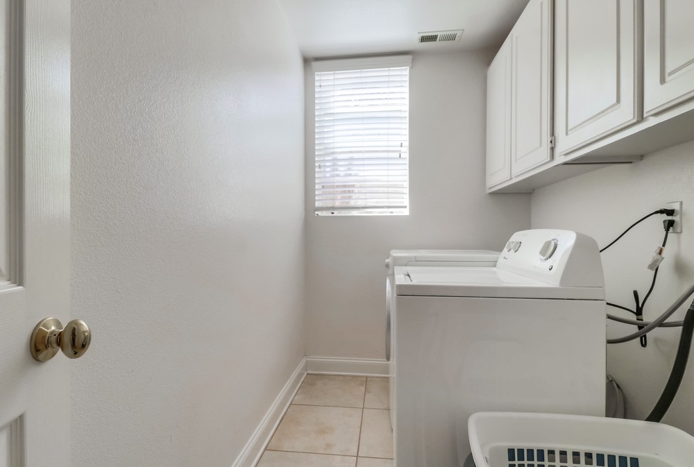 Virtual tour photo 36 of 40 for 5171 Mariner Dr