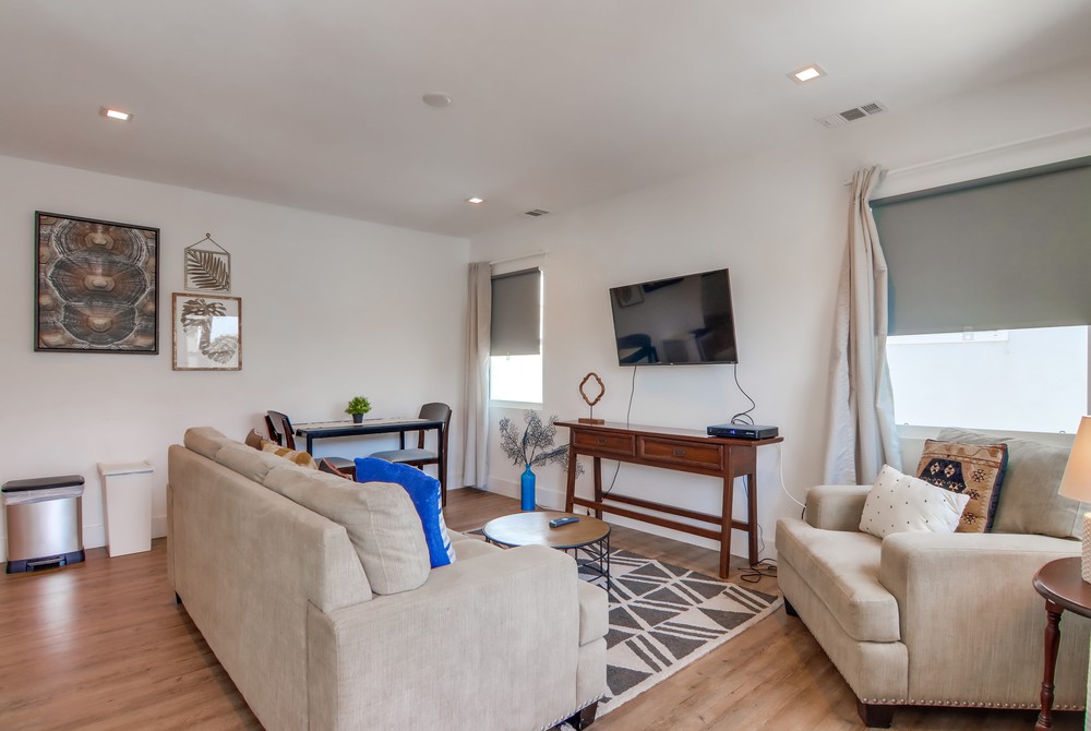 Virtual tour photo 1 of 43 for 5174 Brighton Ave