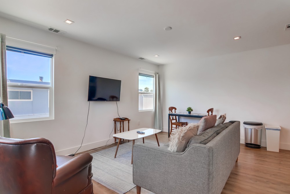 Virtual tour photo 23 of 43 for 5174 Brighton Ave