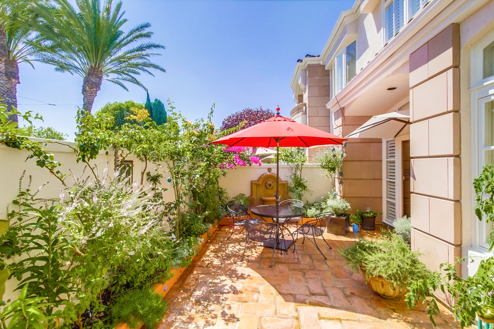 Virtual tour photo 7 of 48 for 5178 Renaissance Ave
