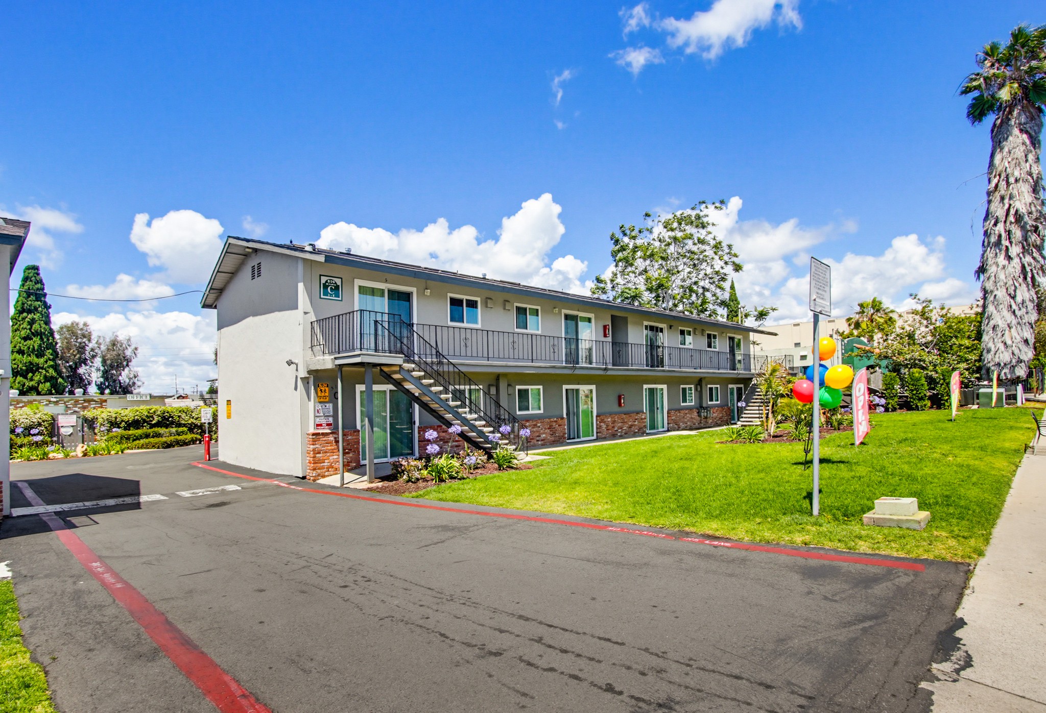Virtual tour photo 3 of 24 for 519 E St