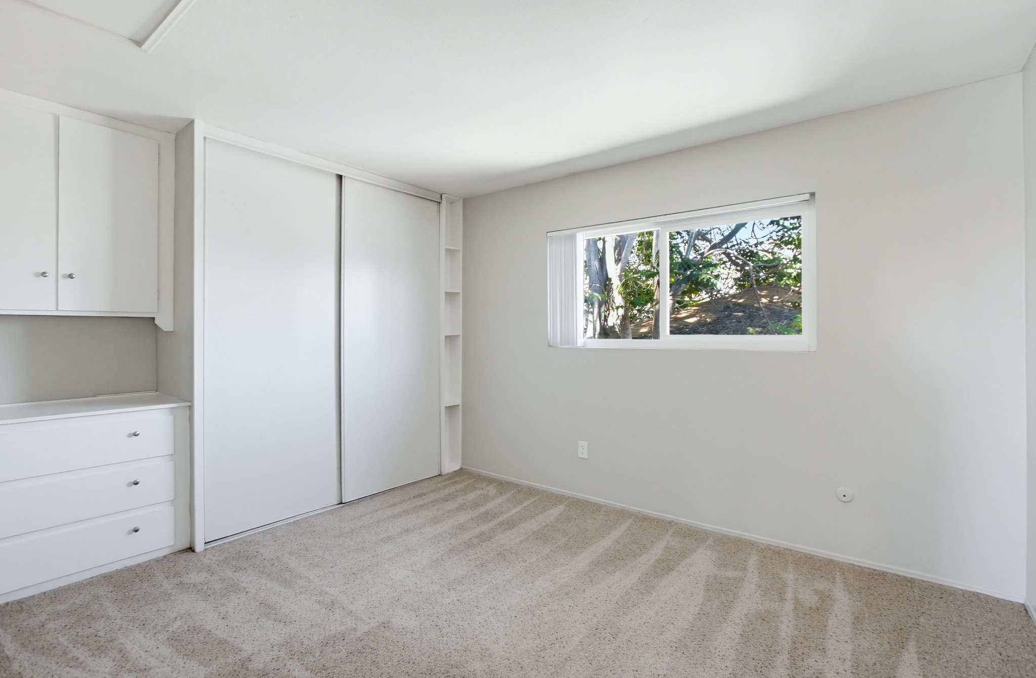 Virtual tour photo 15 of 24 for 519 E St