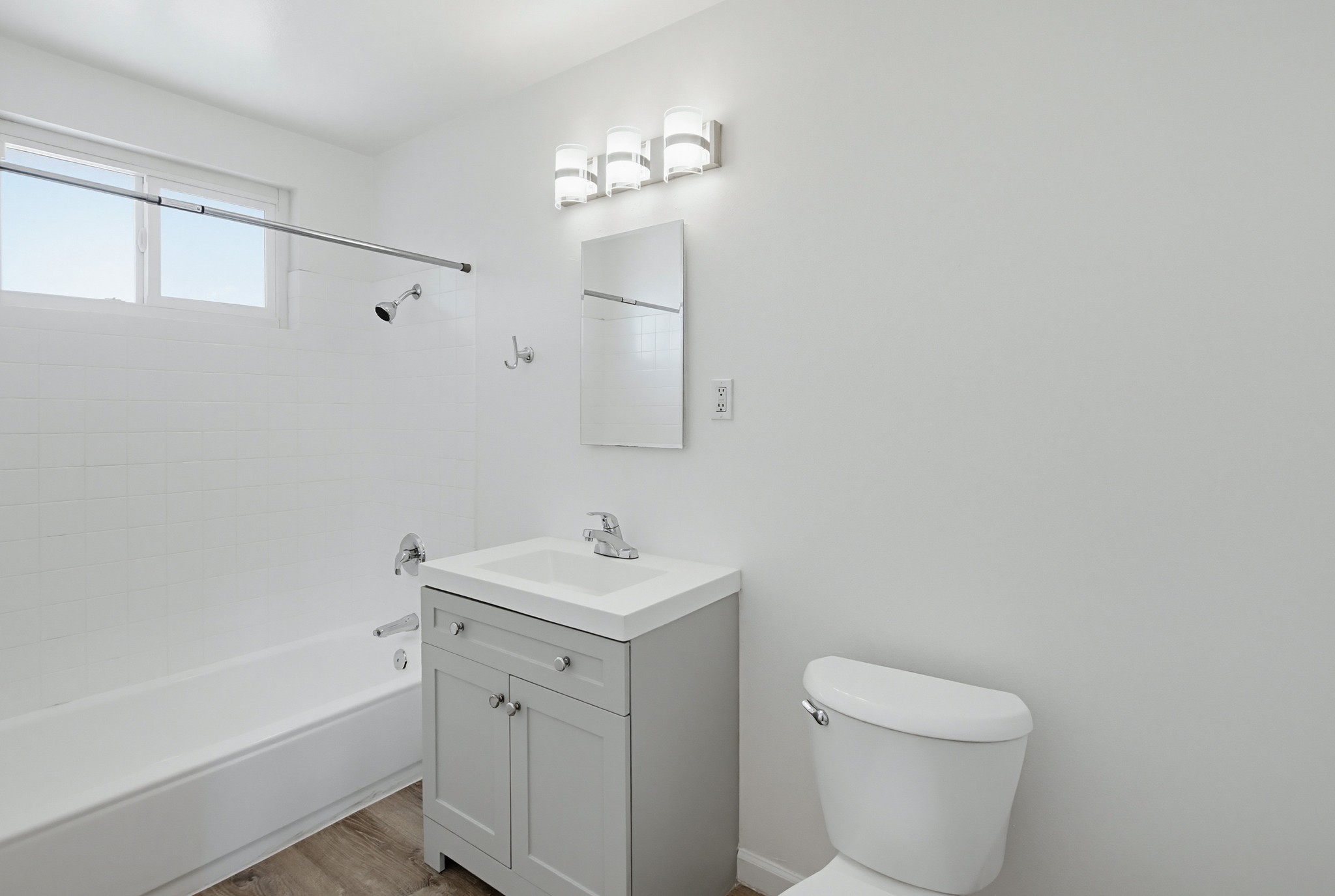 Virtual tour photo 18 of 24 for 519 E St