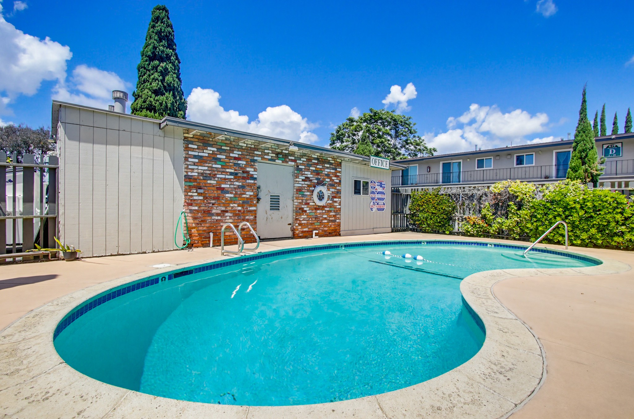 Virtual tour photo 23 of 24 for 519 E St