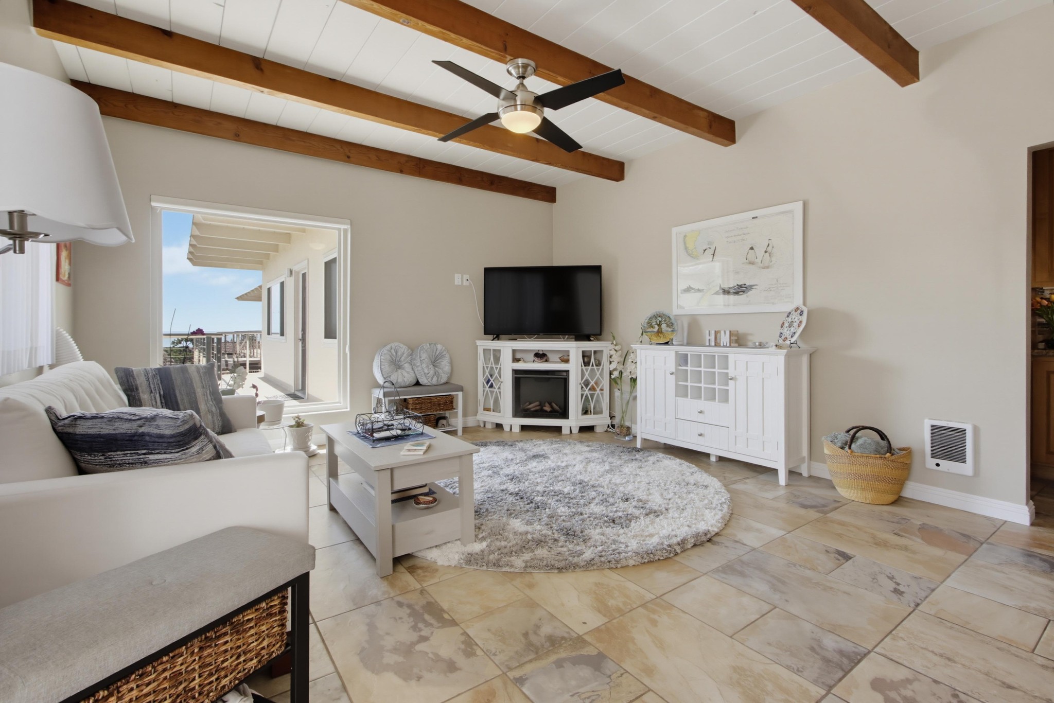 Virtual tour photo 8 of 37 for 519 Stratford Ct Unit R