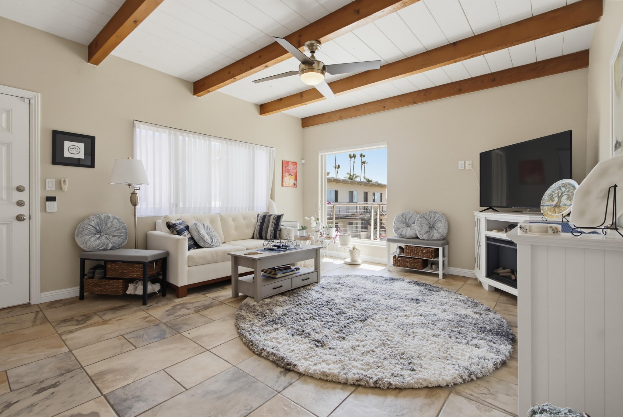 Virtual tour photo 10 of 37 for 519 Stratford Ct Unit R