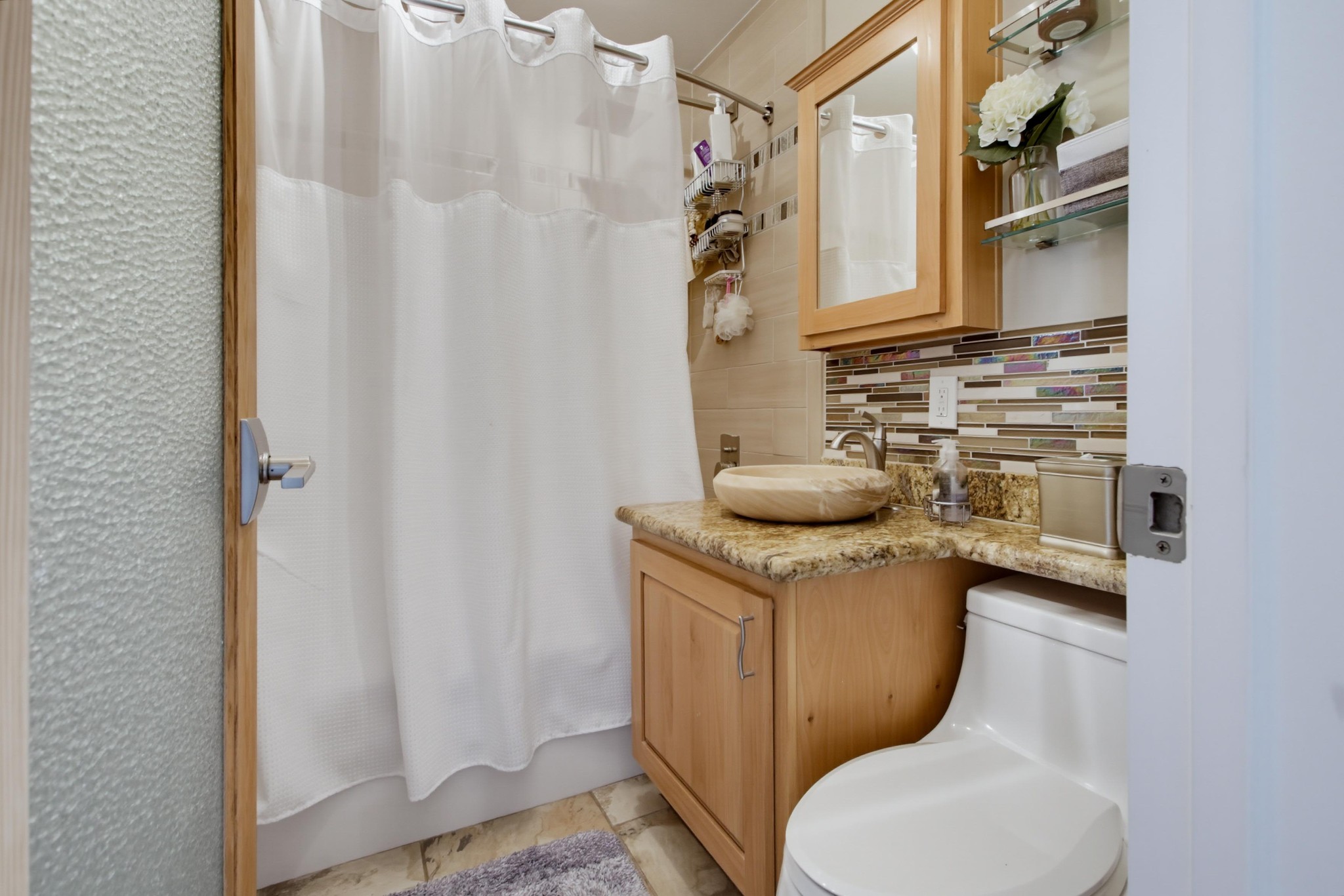 Virtual tour photo 26 of 37 for 519 Stratford Ct Unit R
