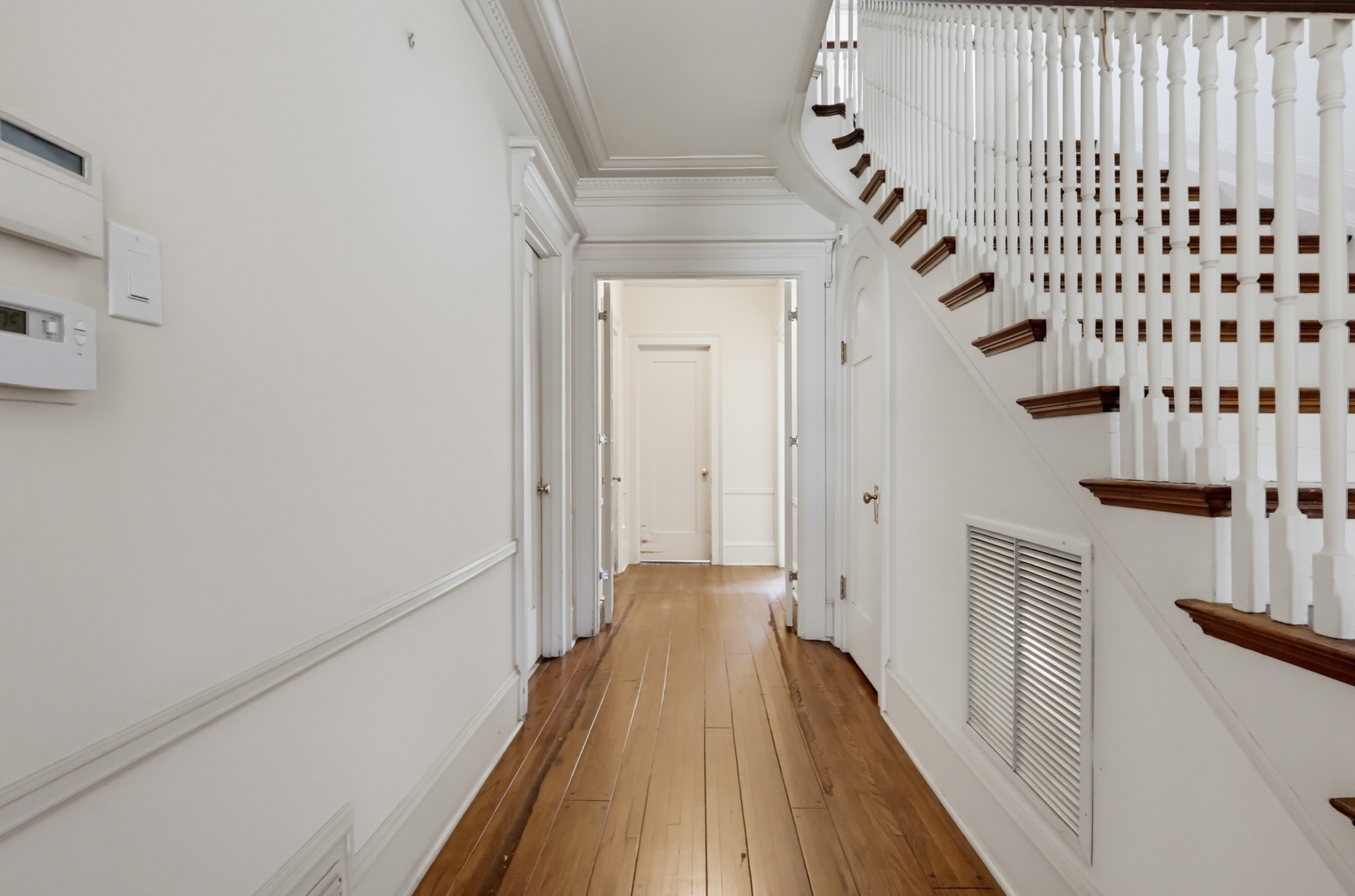 Virtual tour photo 17 of 152 for 520 S Irving Blvd