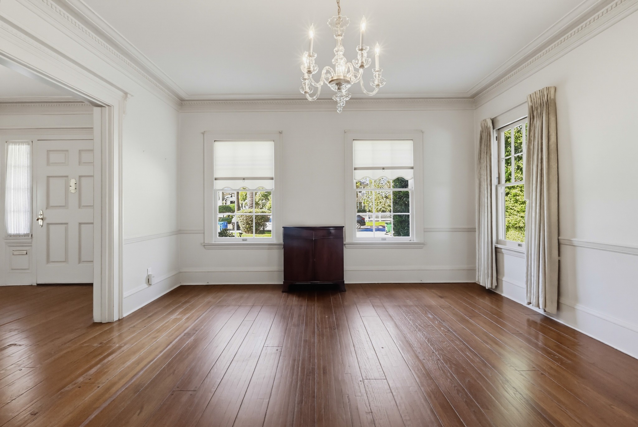 Virtual tour photo 20 of 152 for 520 S Irving Blvd