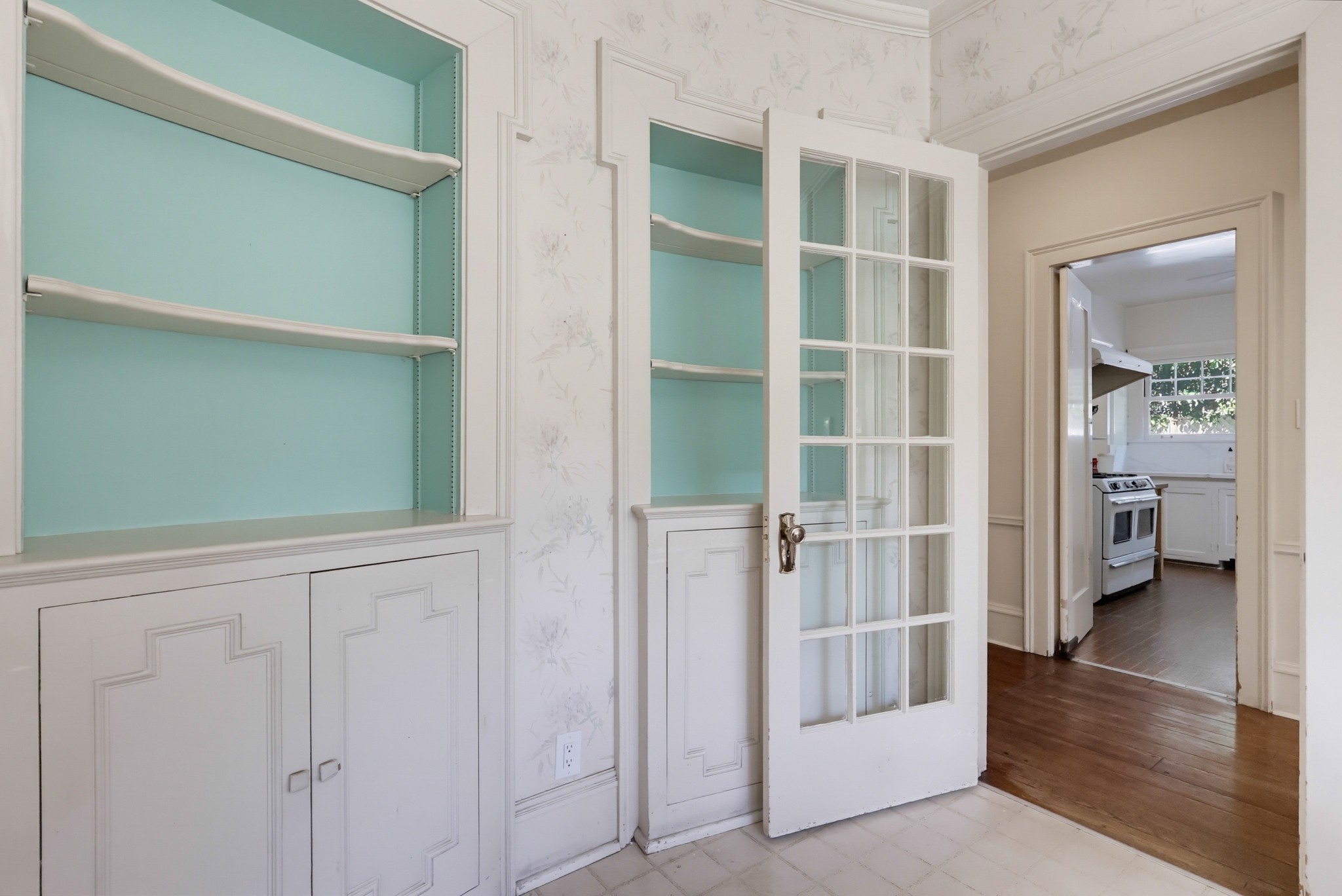 Virtual tour photo 26 of 152 for 520 S Irving Blvd