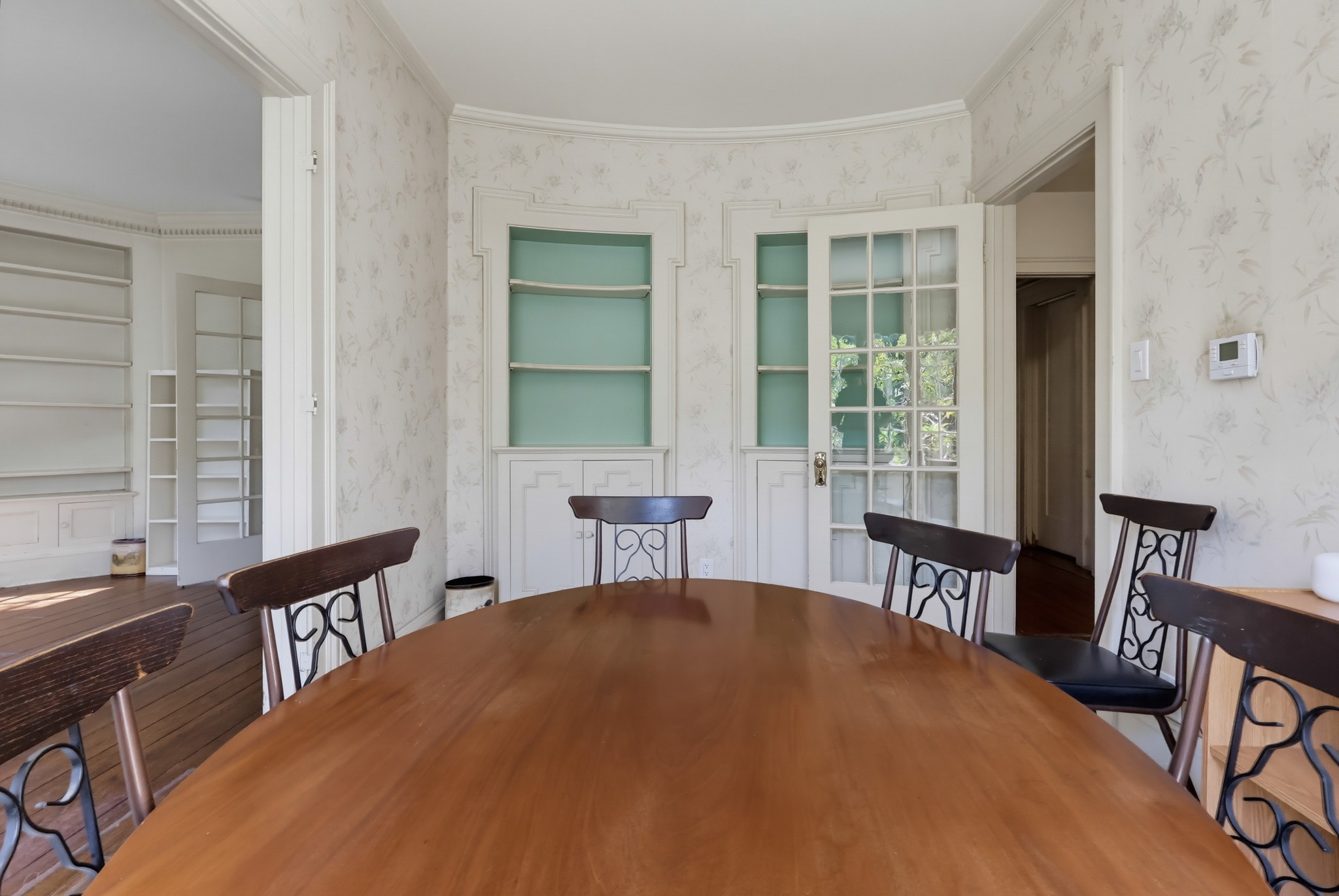 Virtual tour photo 27 of 152 for 520 S Irving Blvd
