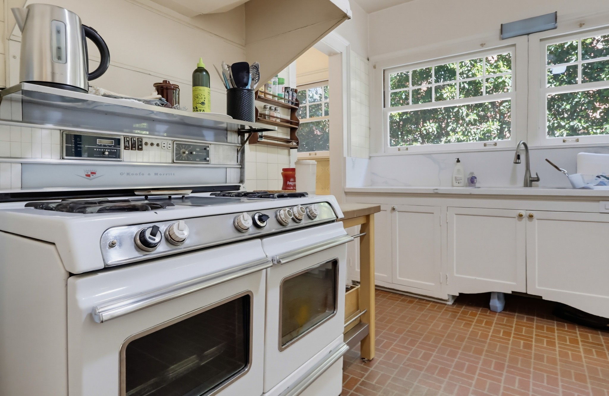 Virtual tour photo 32 of 152 for 520 S Irving Blvd