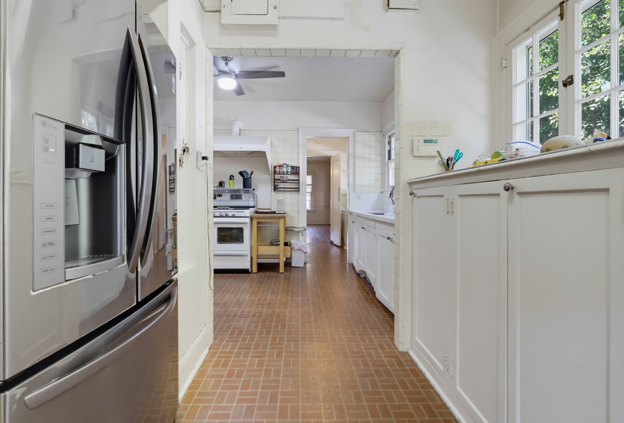 Virtual tour photo 34 of 152 for 520 S Irving Blvd