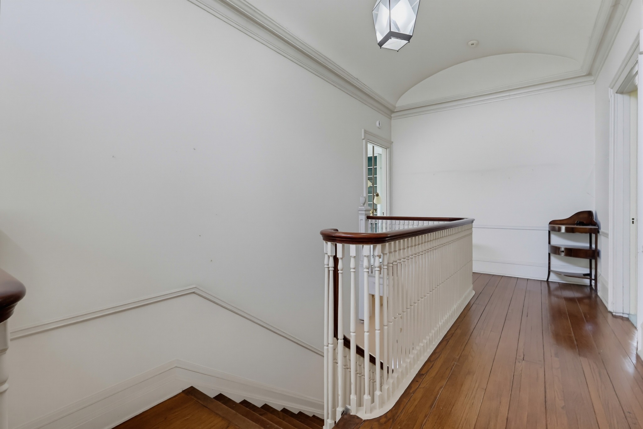 Virtual tour photo 43 of 152 for 520 S Irving Blvd