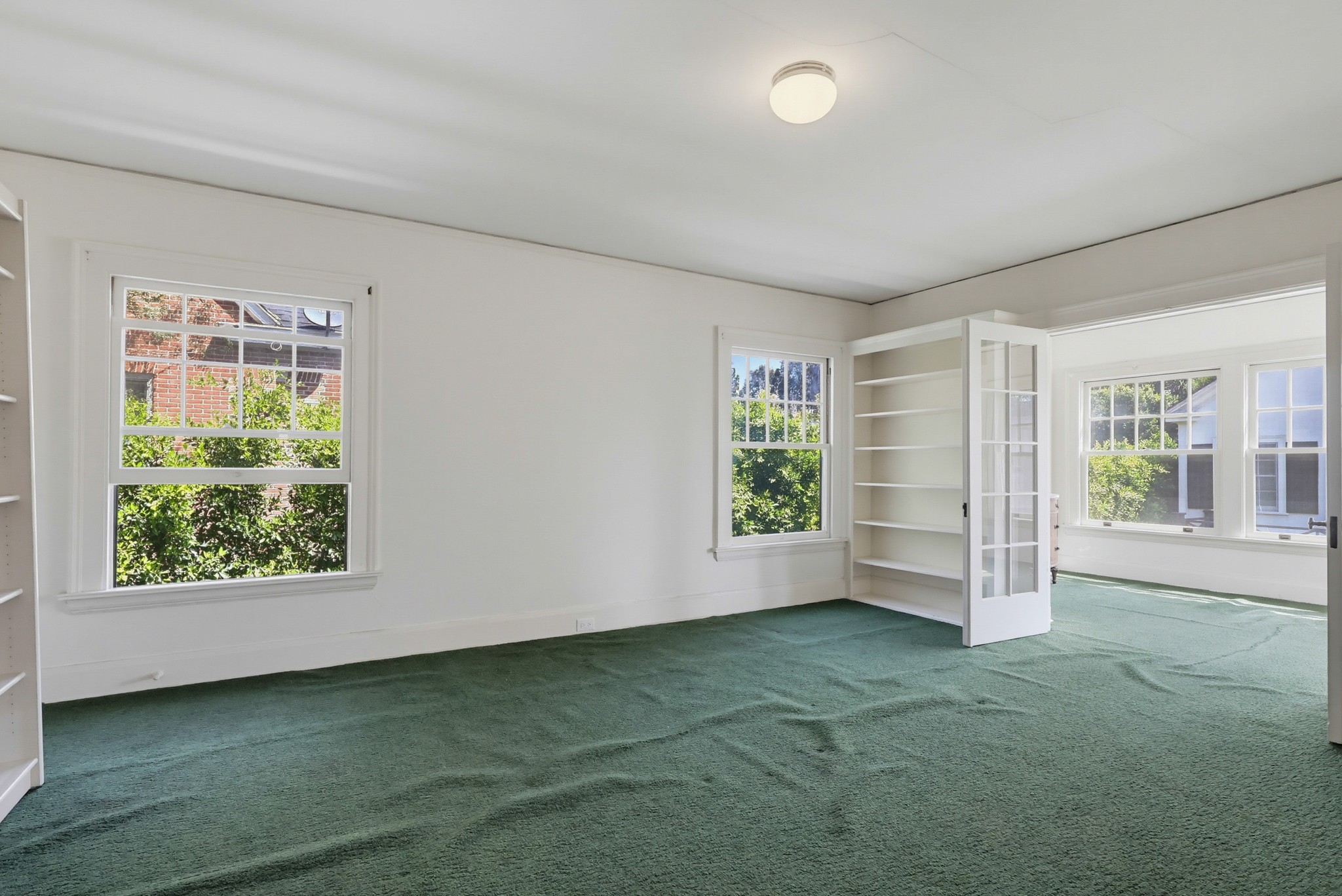 Virtual tour photo 56 of 152 for 520 S Irving Blvd